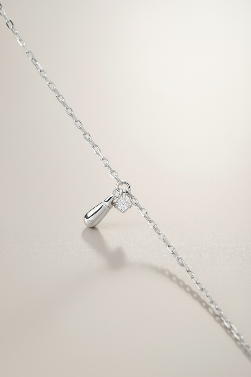 Armband Eloise van Nouvél the Label met hangend detail